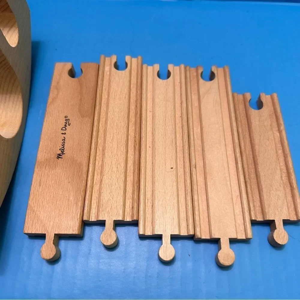 Melissa & Doug Wooden Railway Tracks /Bridge